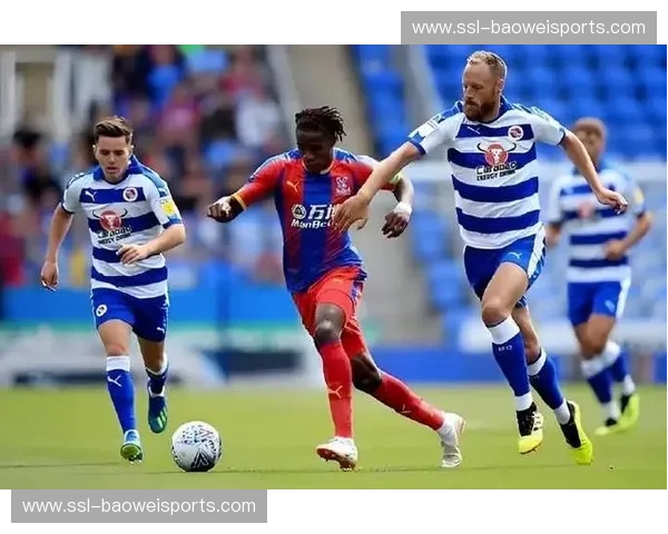 布伦特福德与水晶宫互交白卷 两队二月均未脱离保级威胁