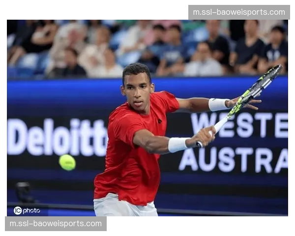 阿利亚西姆迪拜站轻取佩里卡德，携三连胜强势晋级赛事八强